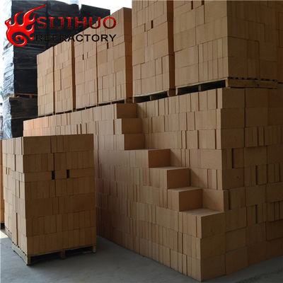 230*114*65MM Кирпичная горящая глина для облицовки печи Содержание SiO2 50-65% Содержание SiC 1,2-1.4