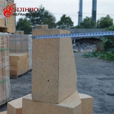 38-42% Содержание Al2O3 Наклонный огневой кирпич с плотностью 2,0-2,5 г/см3 и M